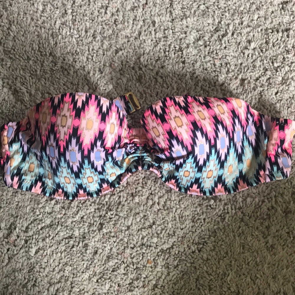 Victoria’s Secret bathing suit top